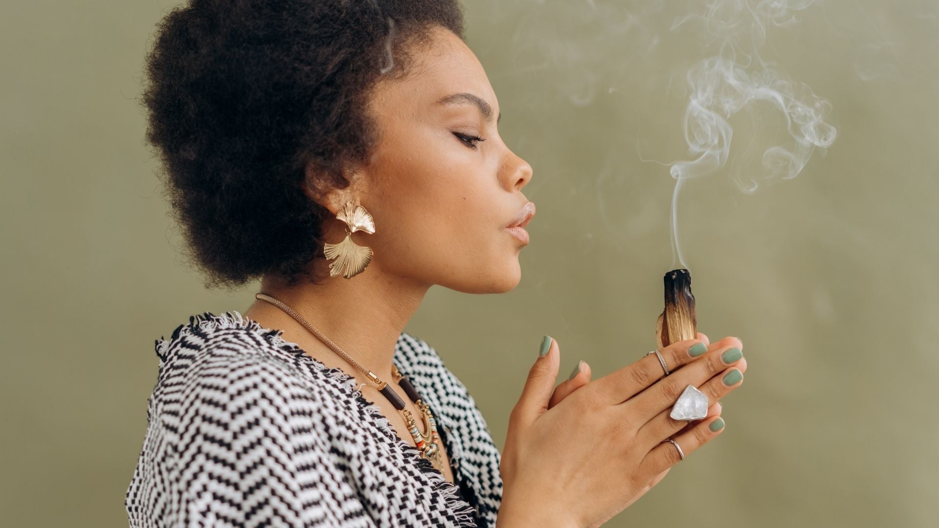 Palo Santo: Benefits For Your Health